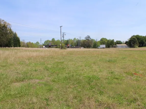 371 Bessie Rd, Piedmont, SC 29673