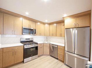 327 Penns Way, Basking Ridge, NJ 07920