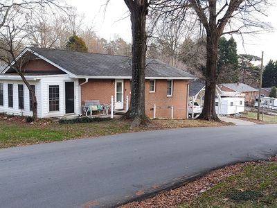 401 Davis Park Rd, Gastonia, NC, 28052