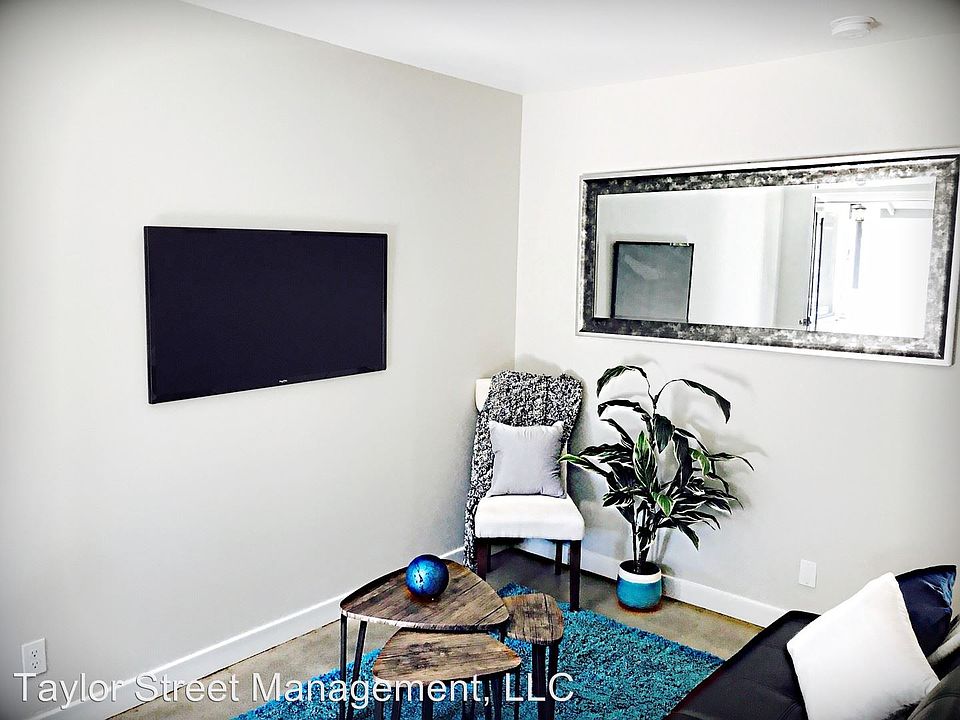 2nd image of 3011 N 38th St APT 06