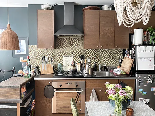 Rented by A P Realty Group NY LTD | media 15