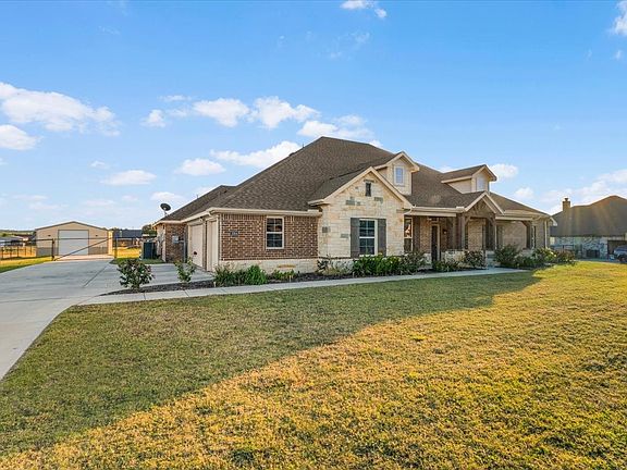 2nd image of 1004 Northern Oaks Ct