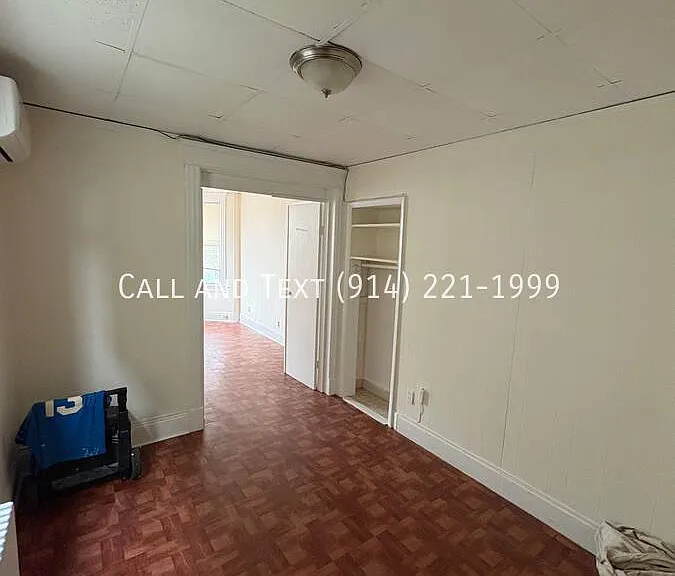 110 Webster Ave — Photo 5