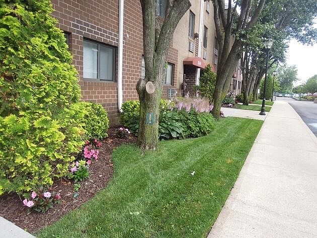 2nd image of 2506 120th St