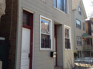 651 W Aldine Ave, Chicago, IL 60657