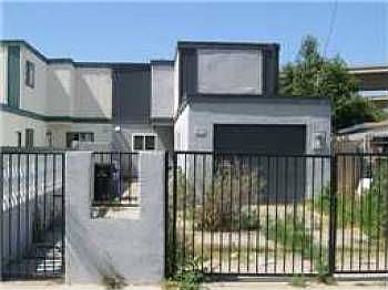 1st image of 3409 Acacia St