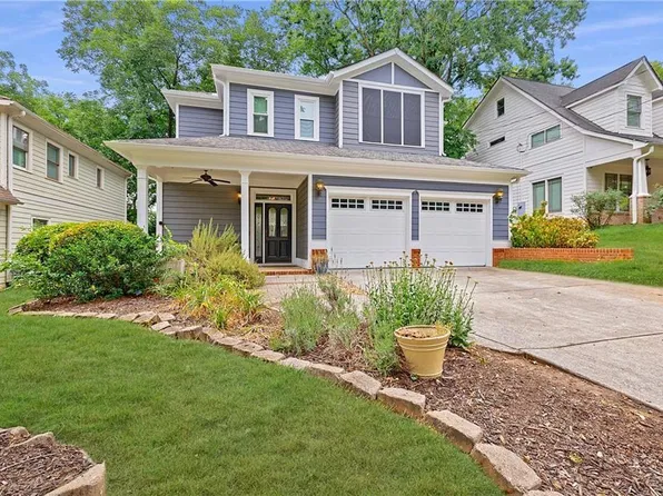 979 Carr St NW, Atlanta, GA 30318