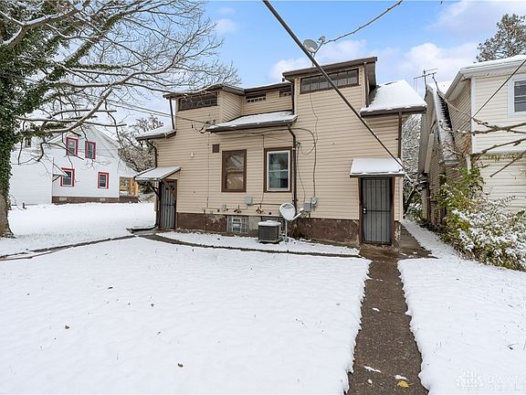 2nd image of 1205-1207 Windsor Ave #1205