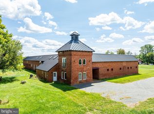 16930 Twin Maple Ln, Leesburg, VA 20176