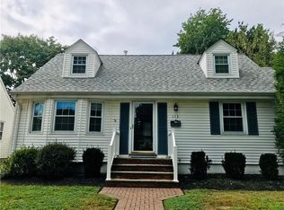 113 Main St, Metuchen, NJ 08840