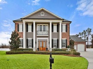 639 Bluebonnet Dr, Belle Chasse, LA 70037