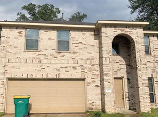 827 Lovebug Ln, Conroe, TX 77301