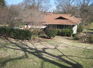 5100 Carmel Club Dr, Charlotte, NC 28226