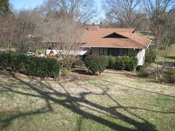 5100 Carmel Club Dr, Charlotte, NC 28226