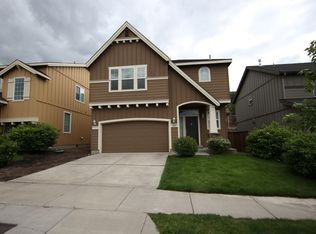 2875 NE Forum Dr, Bend, OR 97701