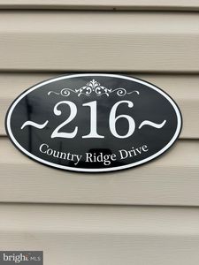 216 Country Ridge Dr, York, PA, 17408