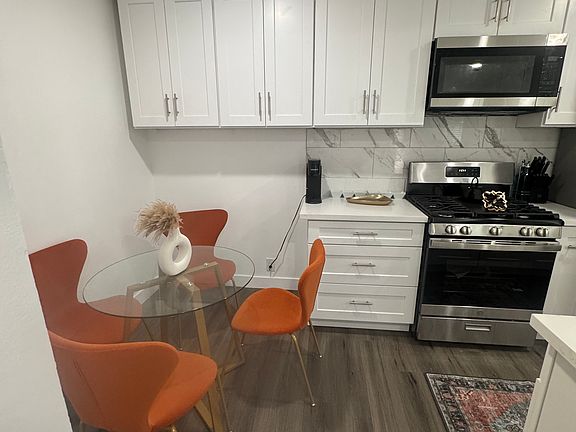 4th image of 939 N Oxford Ave APT 7