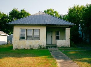 321 E Monroe St, Maud, OK 74854