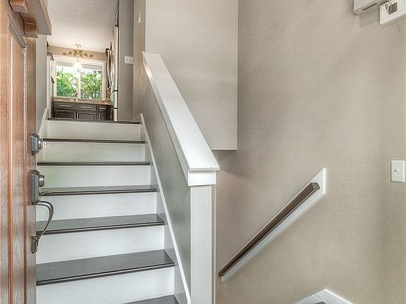 5th image of 15731 SE 323rd St