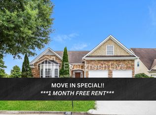 450 Bluffs Cir, Union City, GA 30291
