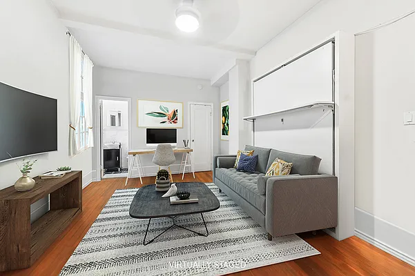 Sold by Compass | media 21