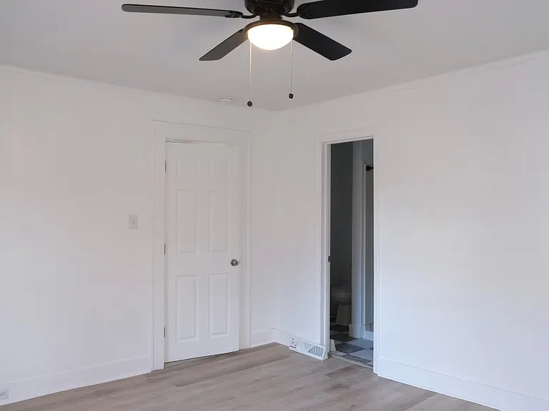 3038 Melita Ave — Photo 11