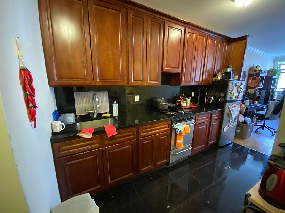 1st image of 444 E 78th St #B12