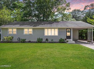 807 Bay Ave, Toms River, NJ 08753