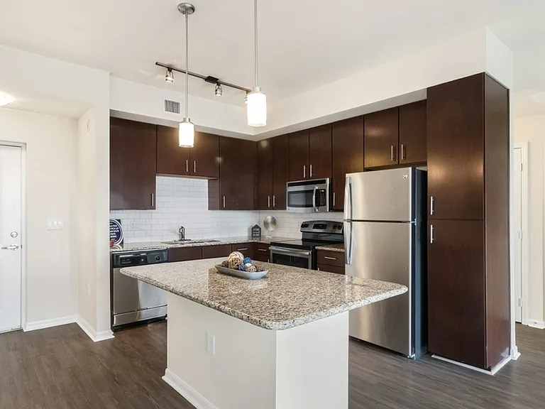 Kitchen at Cottonwood Lighthouse Point Apartments