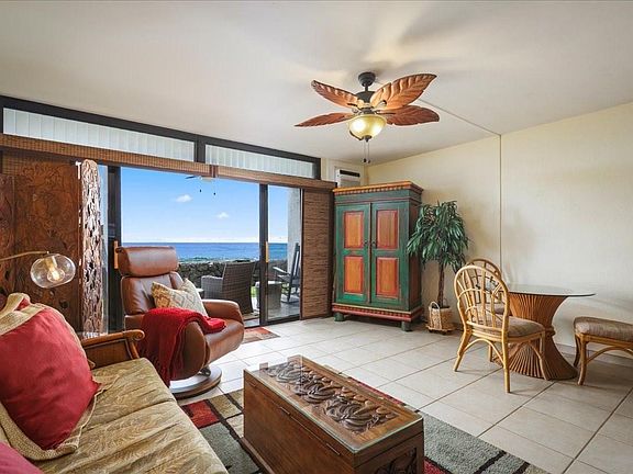 2nd image of 75-5888 Alii Dr #D6