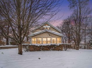 2222 Hoyle Ave NW, Grand Rapids, MI 49544