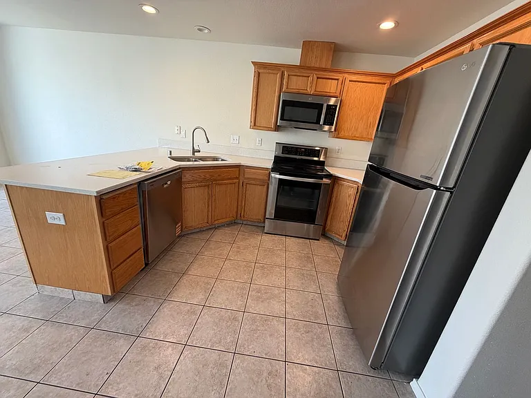 4905 Montague Ln — Photo 11