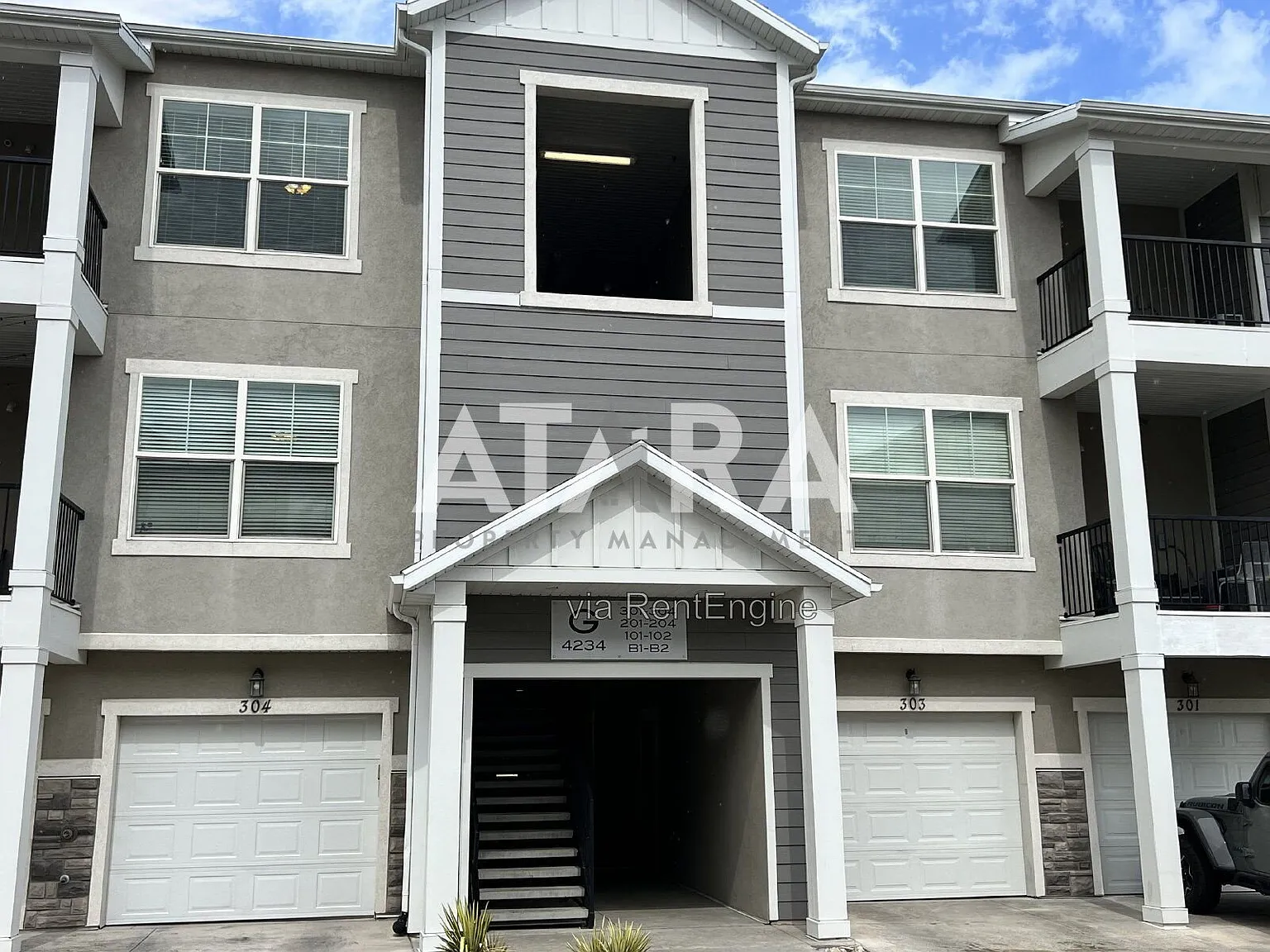 3 bed, 2.0 bath, 1272 sqft, $1,675 — Photo 1