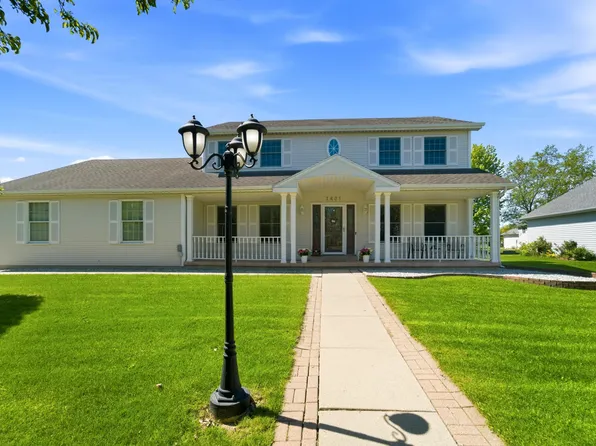 1401 W 95th Pl, Crown Point, IN 46307