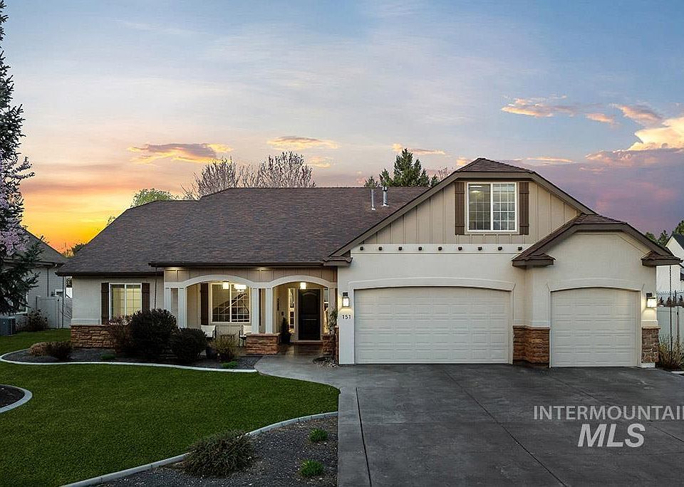 1st image of 151 N Lost Canyon Pl