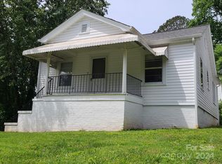 530 SW Main St SW, Lenoir, NC 28645