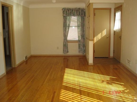 3rd image of 6908 Dutton Ave N