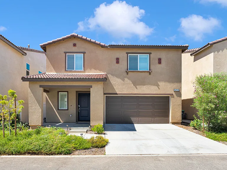 1452 Rockcress Ln — Photo 2