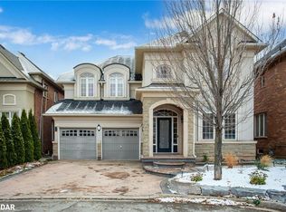 3488 Rebecca St, Oakville, ON L6L 6X9