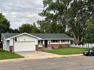 502 Saint Anthony St, Lakin, KS 67860