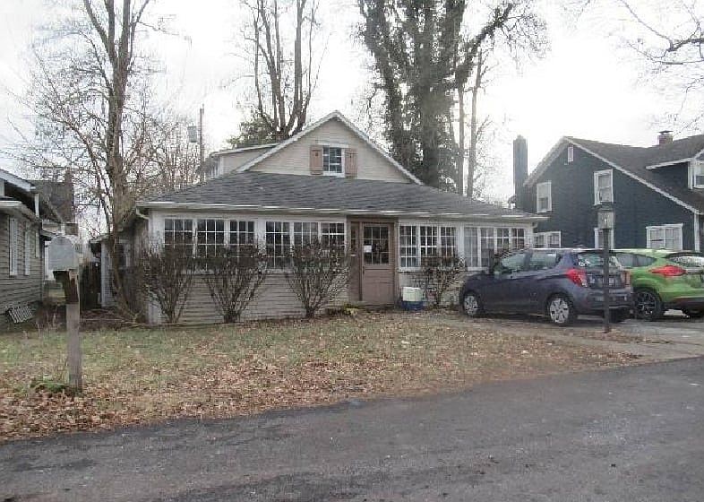 1st image of 6086 1st Ave