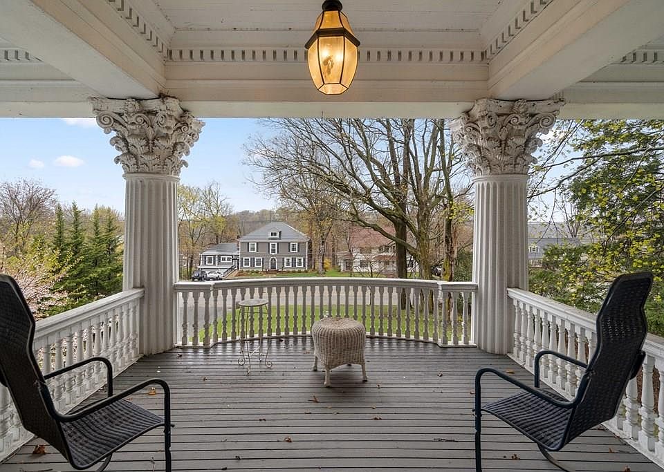 305 Andover St, Lowell, MA 01852 Zillow