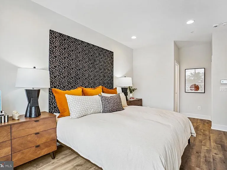 7333 Blade Dr — Photo 1
