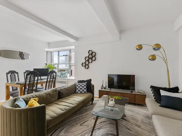 500 Grand Street image 1 of 5