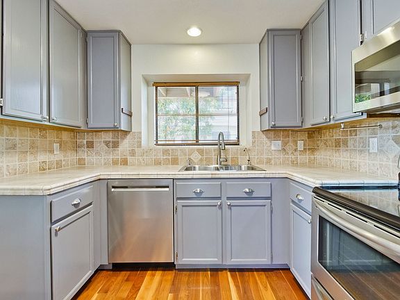 4th image of 964 Bellomo Ave #5