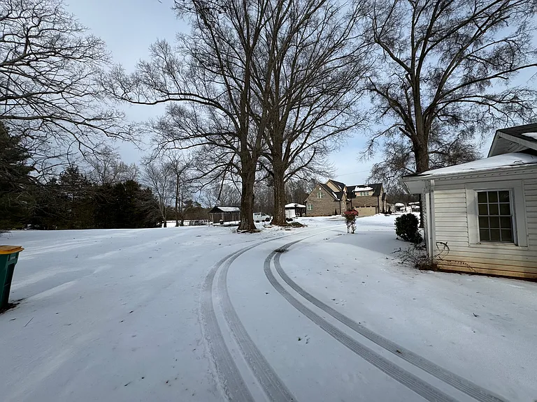 1261 Old Hollow Rd — Photo 16