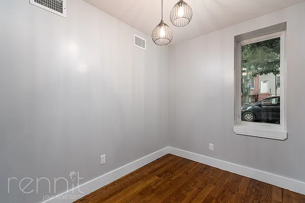 Rented by Rennit Inc. | media 31