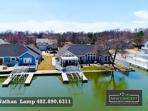 5th image of 640 Lakeshore Dr