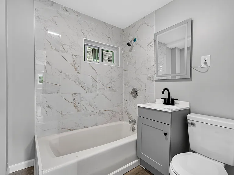 303 W Main St #3 — Photo 7