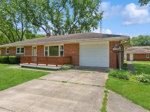 3202 Niles Buchanan Rd, Buchanan, MI 49107